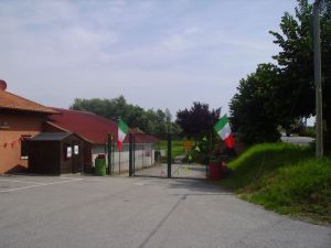 L′ingresso all′area